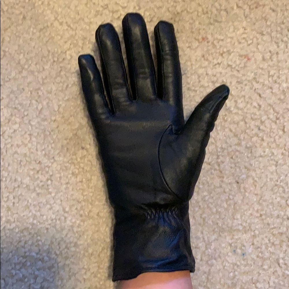 Michael Kors Leather Gloves - Picture 4 of 4